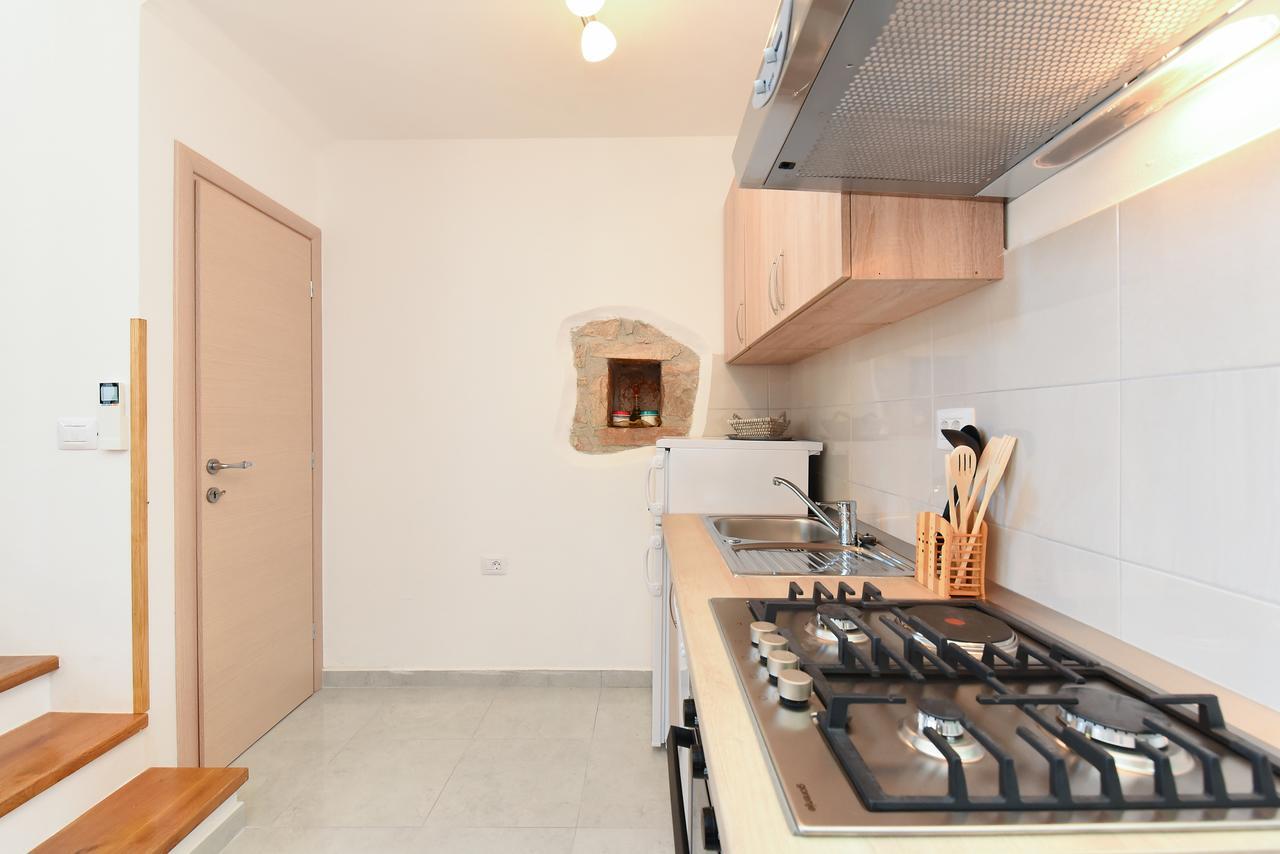 House Bruno 1735 Holiday home Galizana